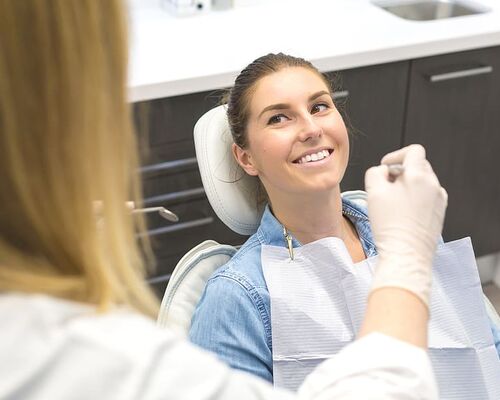dentist-happy-local-health