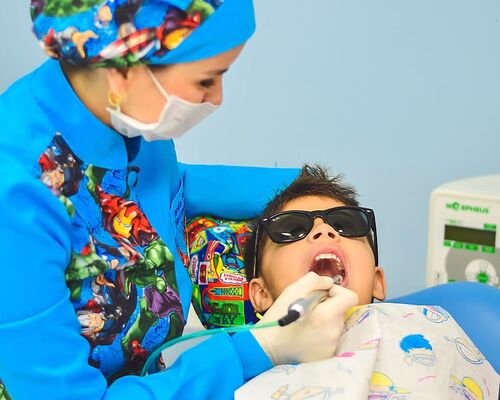 dentist-child-dental-care