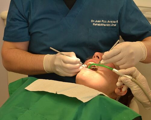 dentist-dentistry-orthodontics