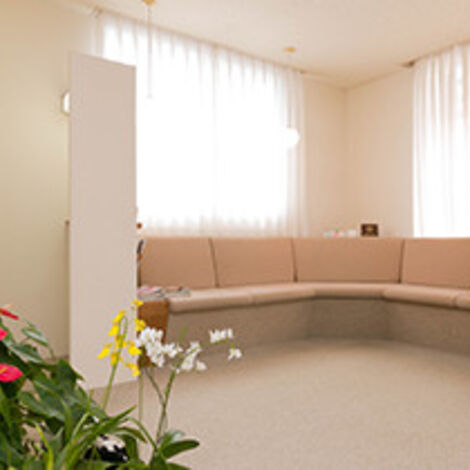 richm2242994_int01_img01